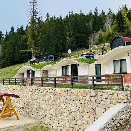 Casuțe Valea Tătarilor-3